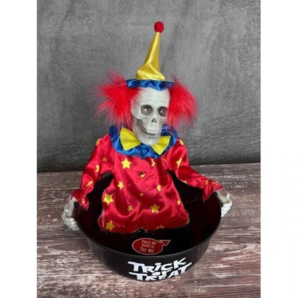 Skeleton Clown Animated Candy Bowl Halloween Trick Treat Animatronic WORKS!‎